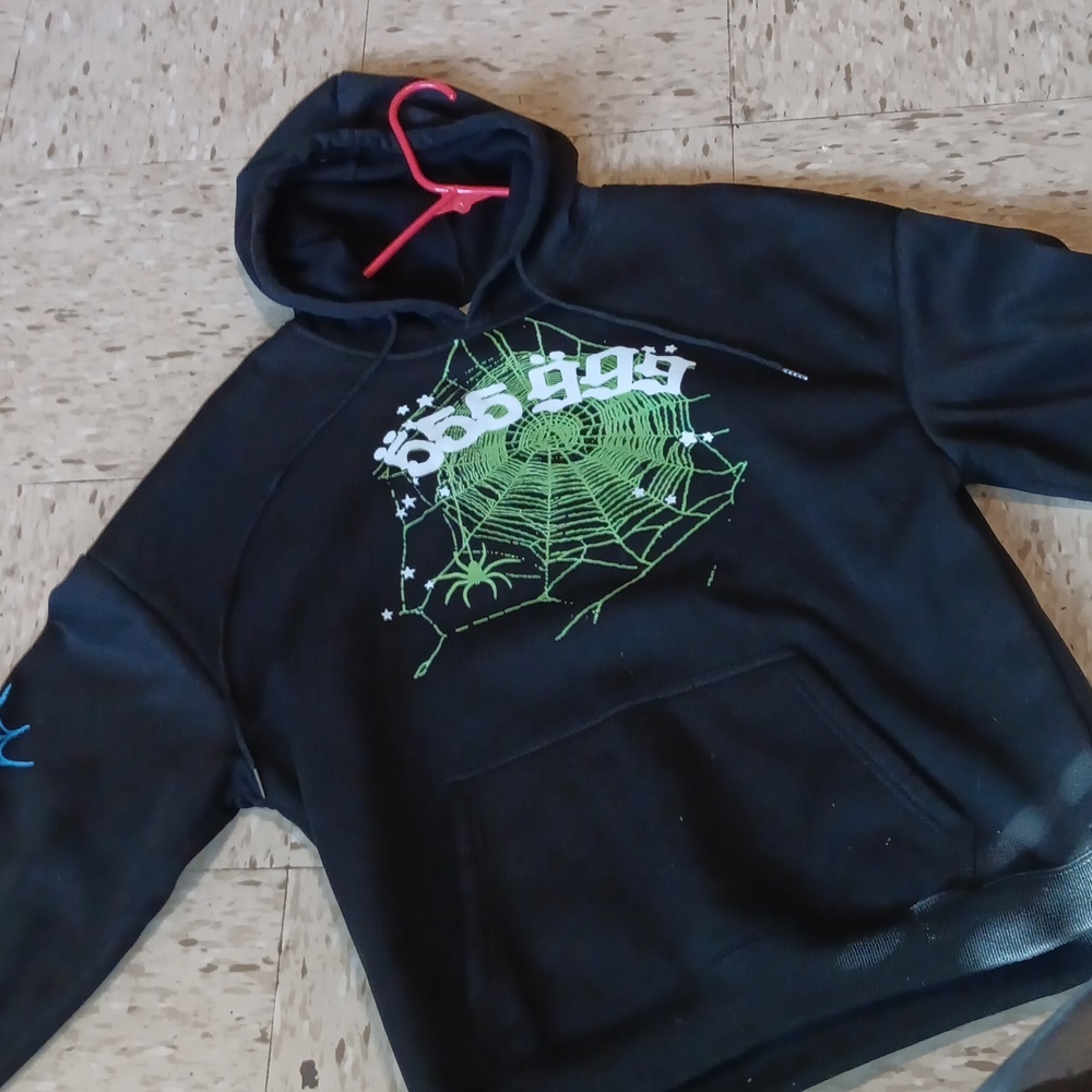 555 555 Designer Hoodie Men & Woman Small